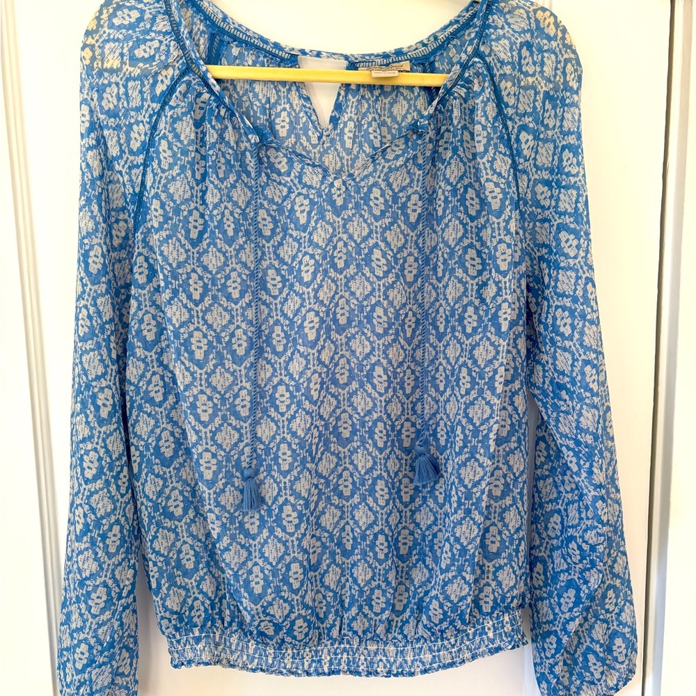 Universal thread see through flowy top